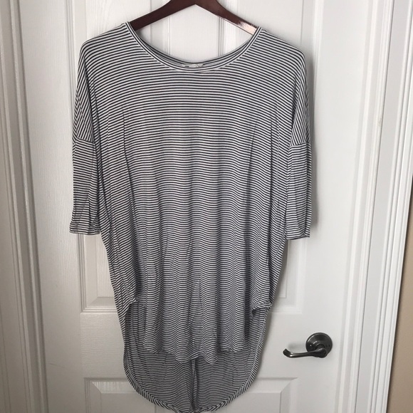 Striped High Low Hem T-Shirt - Picture 1 of 4